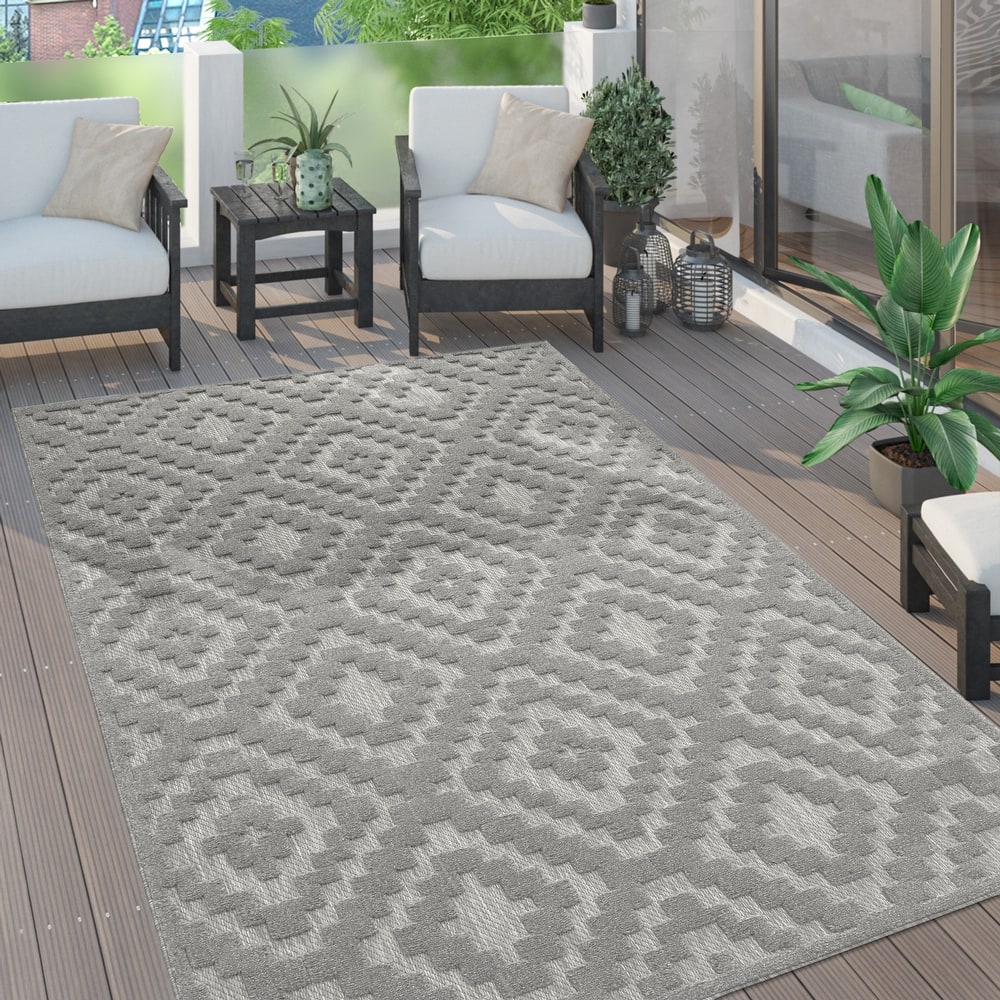 Indoor & Outdoor Rug With Moroccan Trellis High-Low Pattern