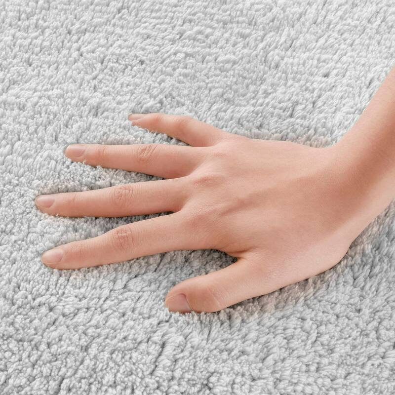 Anmytek Absorbent Cotton Tufted Bath Rug Grey 24x60 Reversible Plush Bathroom Floor Mat