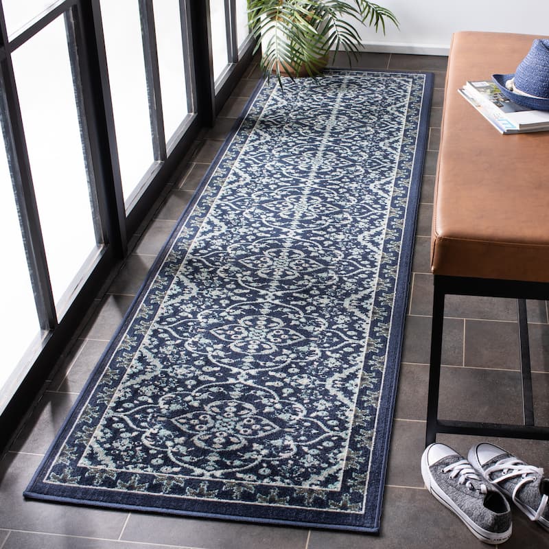 SAFAVIEH Montage Engeliene Indoor/ Outdoor Waterproof Patio Backyard Rug