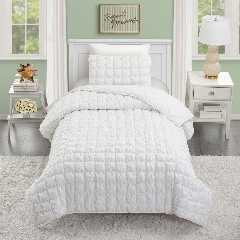 Dreamy Clouds Puffy Marshmallow Quilt Set