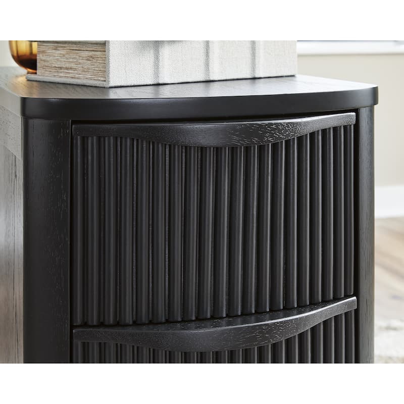 Signature Design by Ashley Fendenmore Chairside End Table - 14" W x 24" D x 25" H