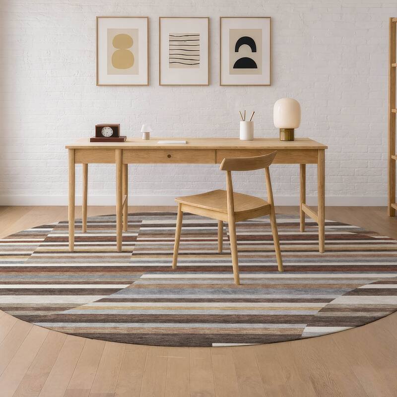 Machine Washable Indoor/ Outdoor Modern Cokedale Chantille Rug