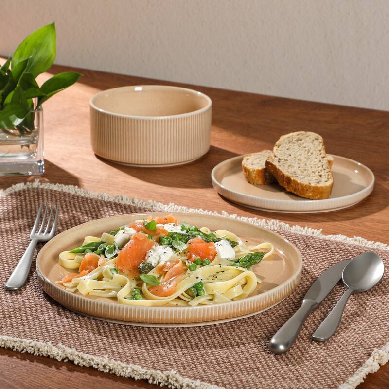 Gibson Elite Solana Coast 12 Piece Stoneware Reactive Glaze (Service for 4) Plates and Bowls Modern Shape Dinnerware Set
