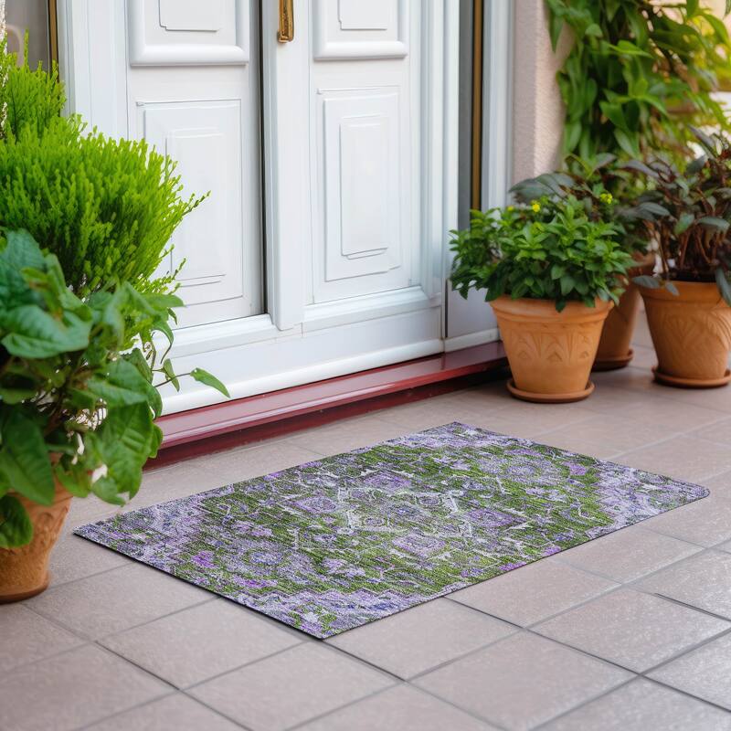 Machine Washable Indoor/ Outdoor Chantille Traditional Boho Rug - Olive - 1'8" x 2'6"