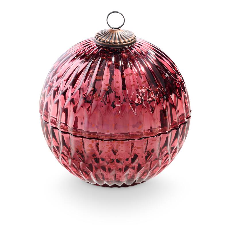 ILLUME Noble Holiday Balsam & Cedar Candle