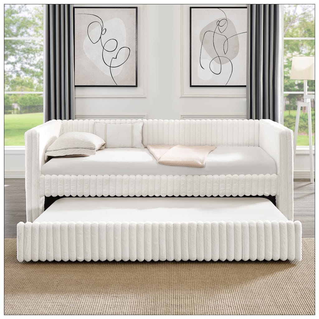 Twin Size Daybed The bottom pulls out to form a bed