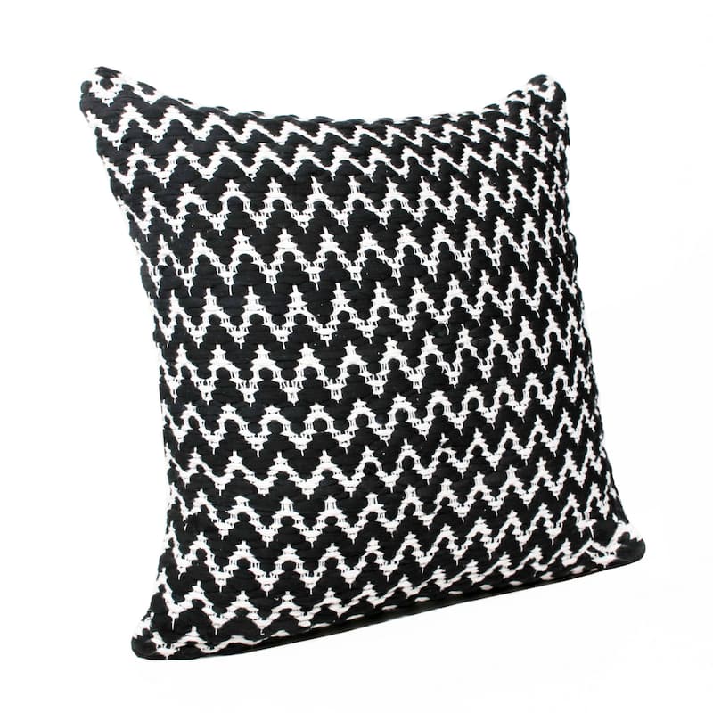 HomeRoots 20" X 20" Black And White Polyester Chevron Zippered Pillow