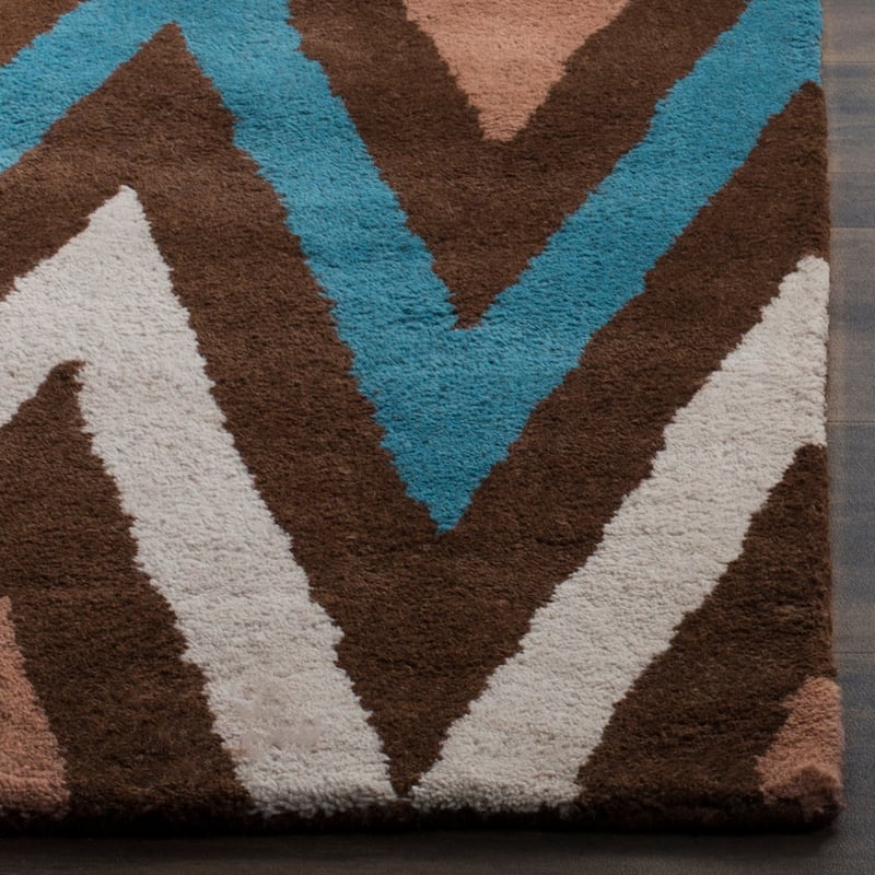 SAFAVIEH Handmade Chatham Klasina Modern Moroccan Wool Rug