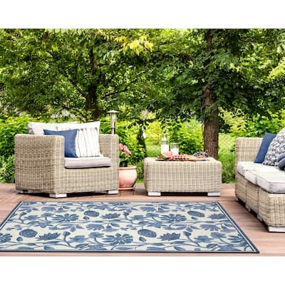 Liora Manne Capri Floral Vine Indoor/Outdoor Rug