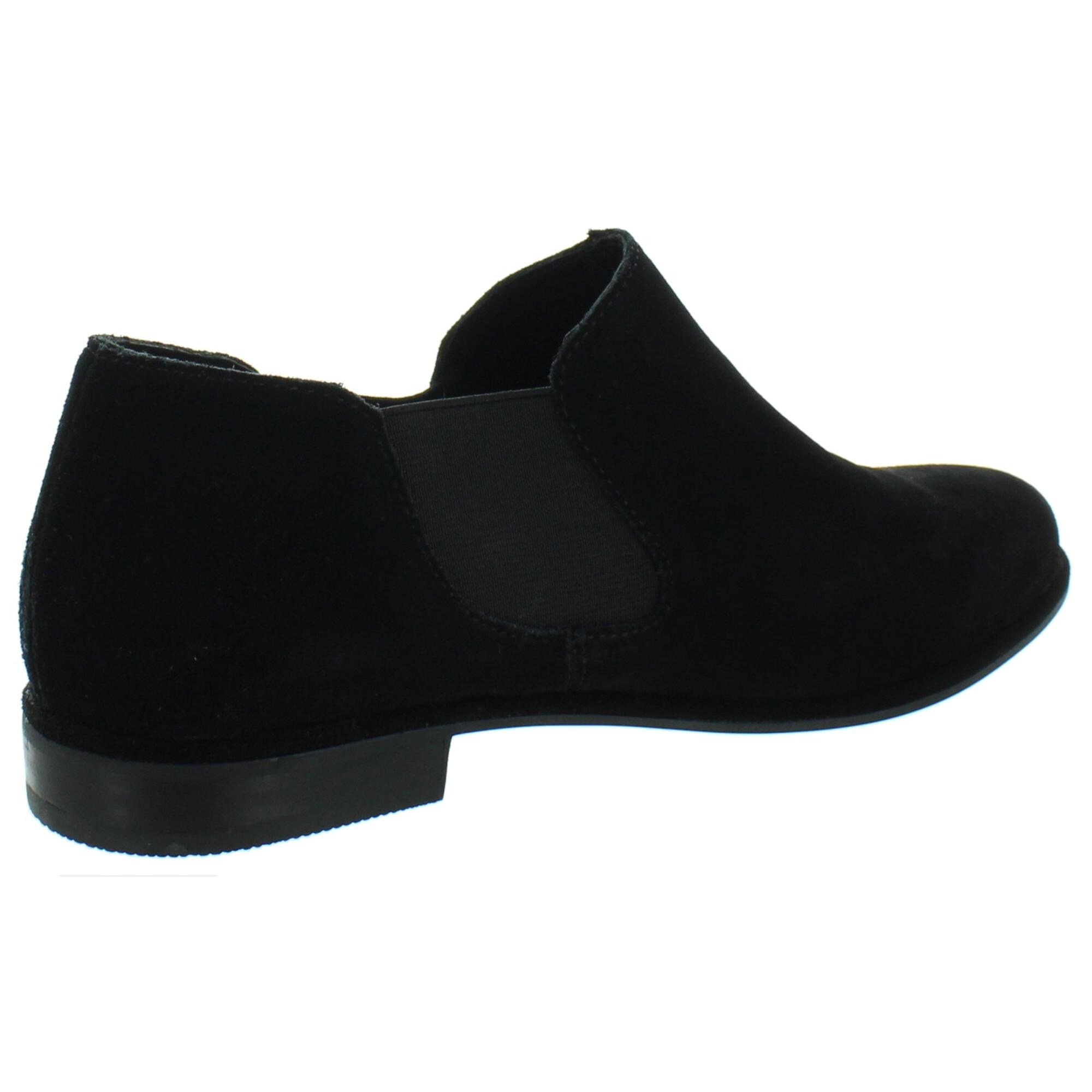 me too black suede booties