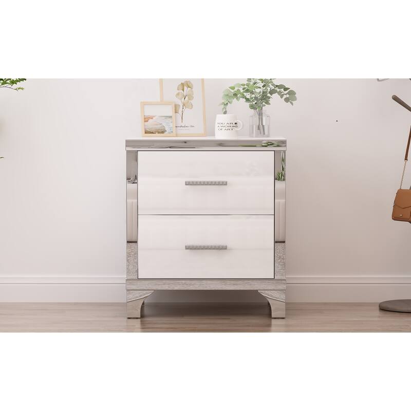 Elegant High Gloss Nightstand With Metal Handle, Mirrored Bedside Table With 2 Drawers