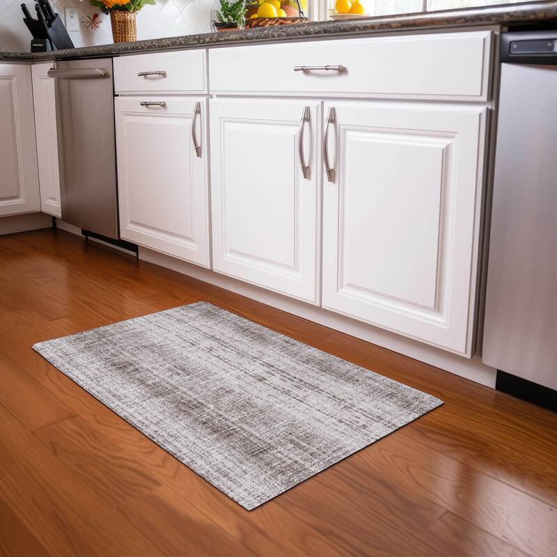 Premium Washable Super Soft Transitional Ombre Mayfield Rug - Taupe - 1'8" x 2'6"