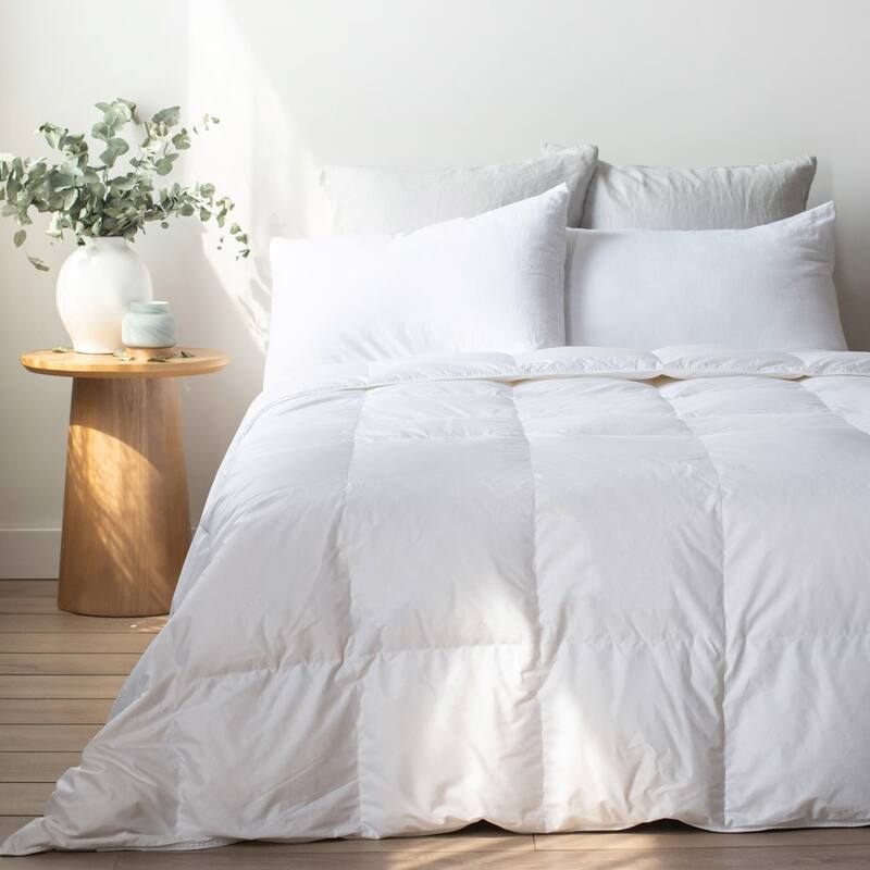 Lightweight 700 Fill Power Luxury Down Duvet Comforter Insert by BOKSER HOME - Twin - Twin XL
