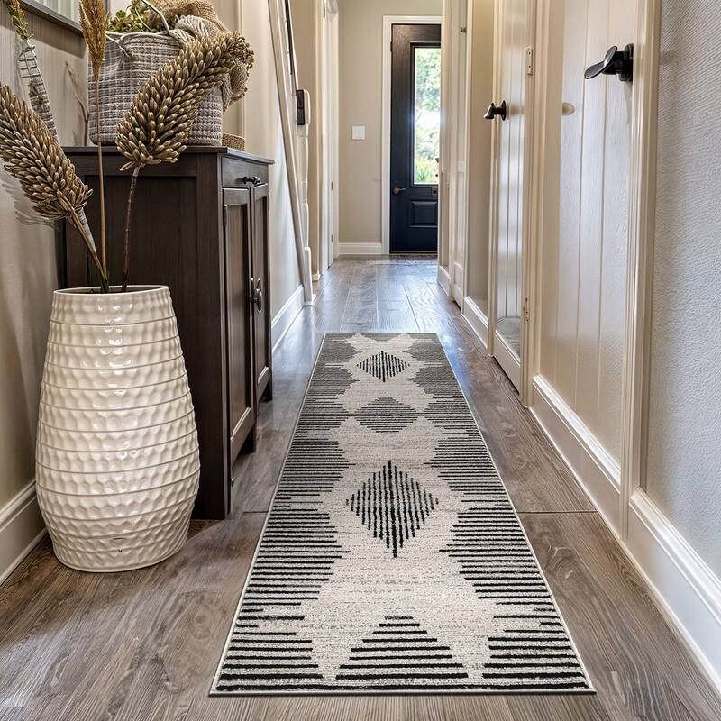 Modern Abstract Area Rug for Living Room, Bedroom, or Entryway - Low Pile Indoor Rug - Cream - 2' 3" x 12'