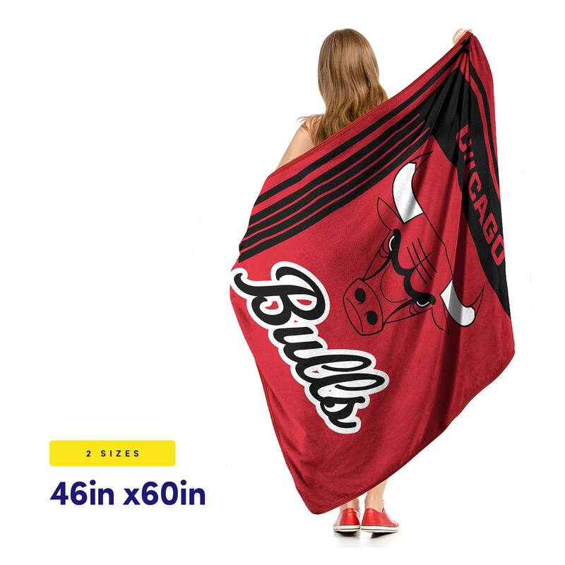 NBA Chicago Bulls 46" x 60" Microfiber Throw Blanket