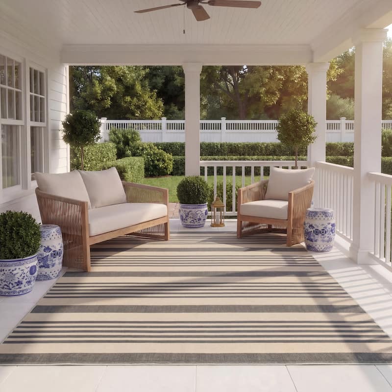 SAFAVIEH Courtyard Orsi Indoor/ Outdoor Waterproof Area Rug