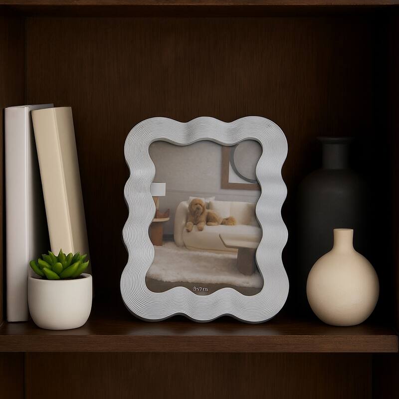 Polyresin Photo Frame Sculpted Wavy Border Textured Edge Design