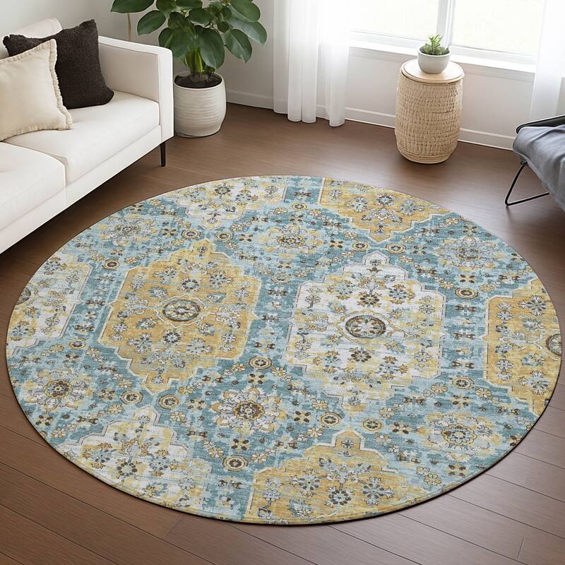 Machine Washable Indoor/ Outdoor Traditional Kiowa Chantille Rug
