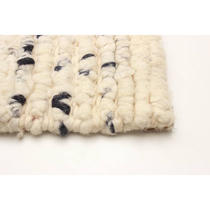 Sienna Ivory Rug 5'1" x 7'11" - 5'1 x 7'11