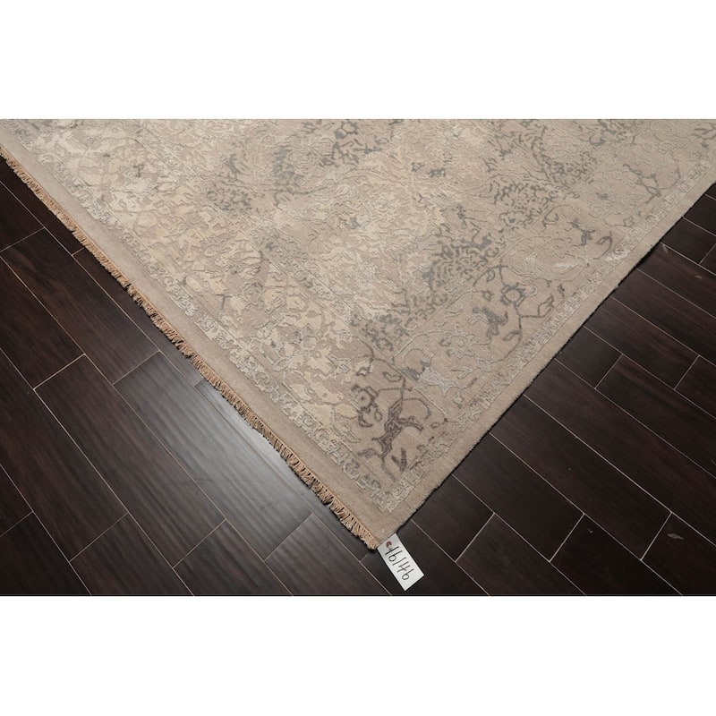Hand Knotted Beige, Gray Sherpa Wool and Silk Oriental Area Rug - 9' x 12'