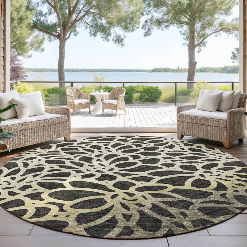 Machine Washable Indoor/ Outdoor Floral Craze Chantille Rug - Black - 8' x 8'