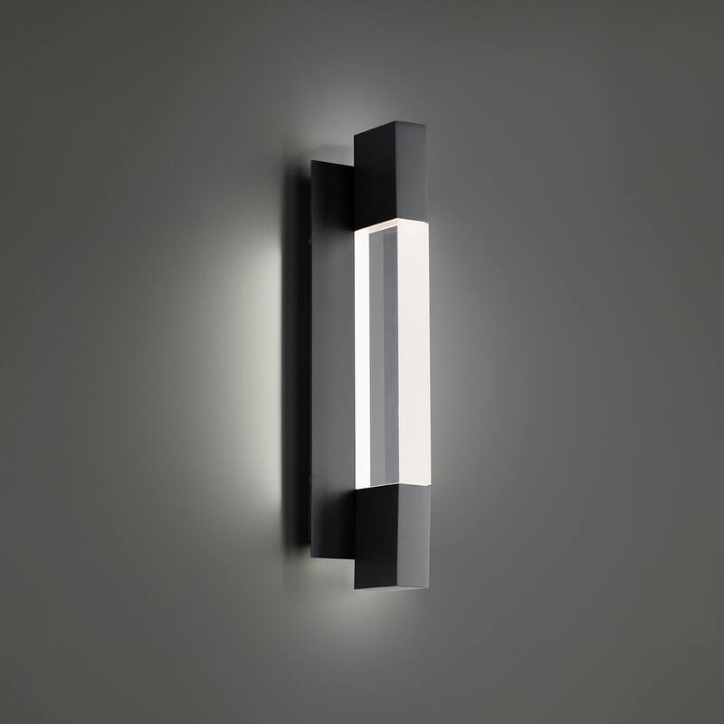Heliograph 18in LED Outdoor Wall Light 2700K in Black
