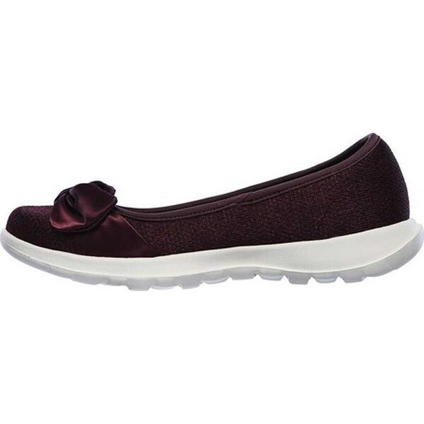 Skechers go lite best sale romance