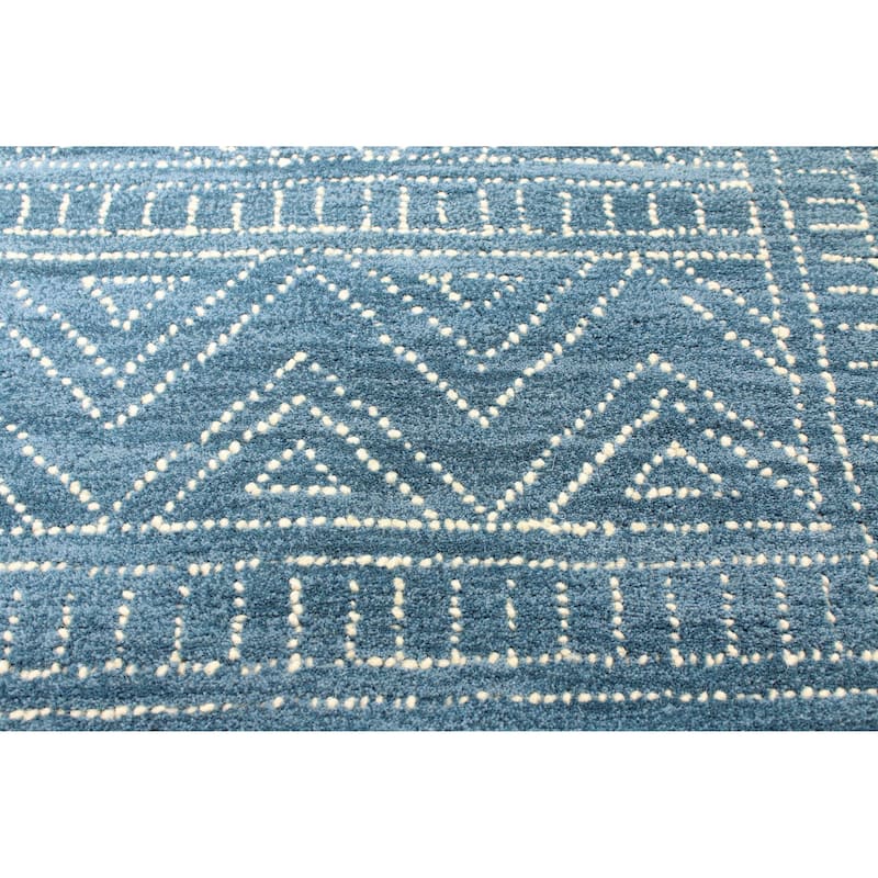 Bashian Ester Azure Transitional Area Rug - 9'6" x 13'6"