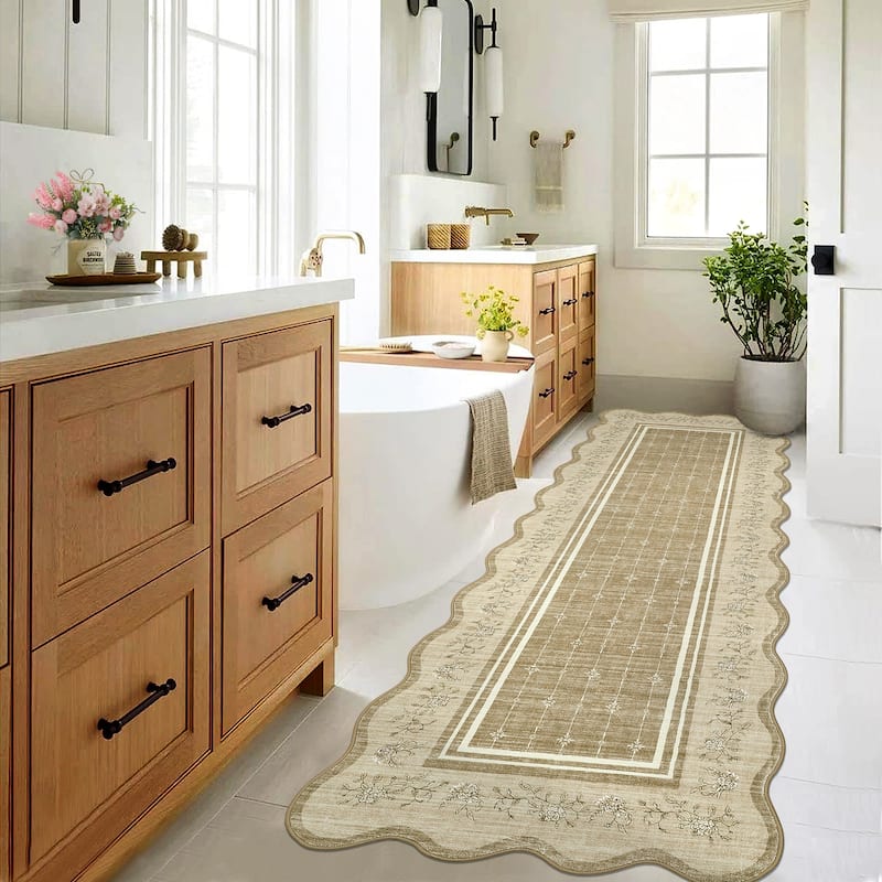 Garvee Scalloped Rose Floral Bordered Area Rug