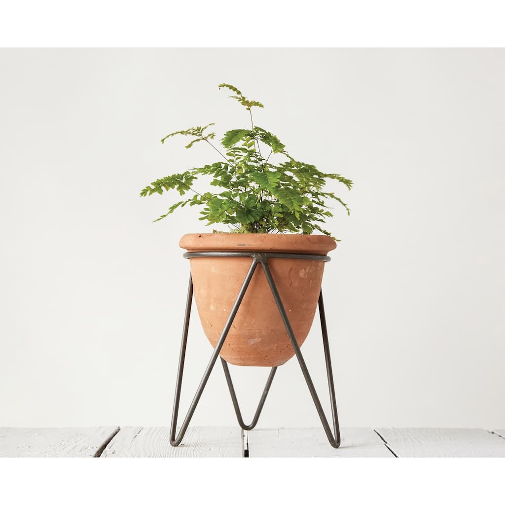 Terracotta Pot with Metal Stand
