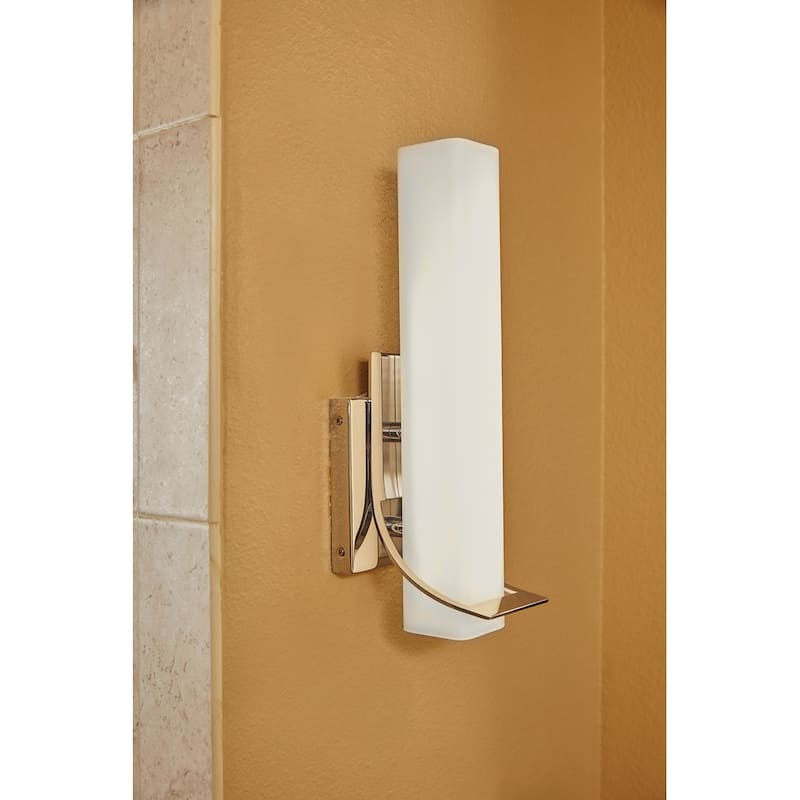 Blade LED Bathroom Vanity Light in Polished Chrome