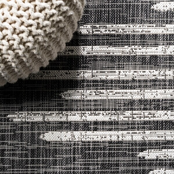 JONATHAN Y Zolak Berber Stripe Geometric Indoor/Outdoor Area Rug