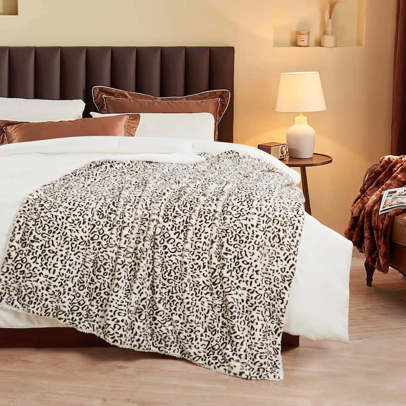 Breathable Cozy FauxFur Snow Leopard Throw