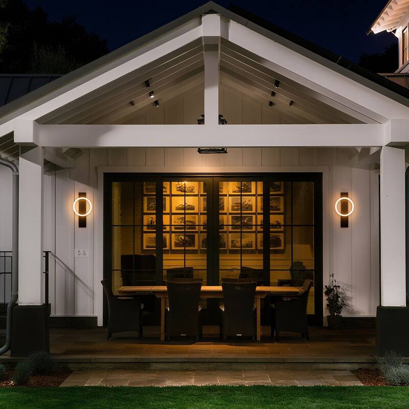 Modern Black Integrated LED Outdoor Wall Sconce