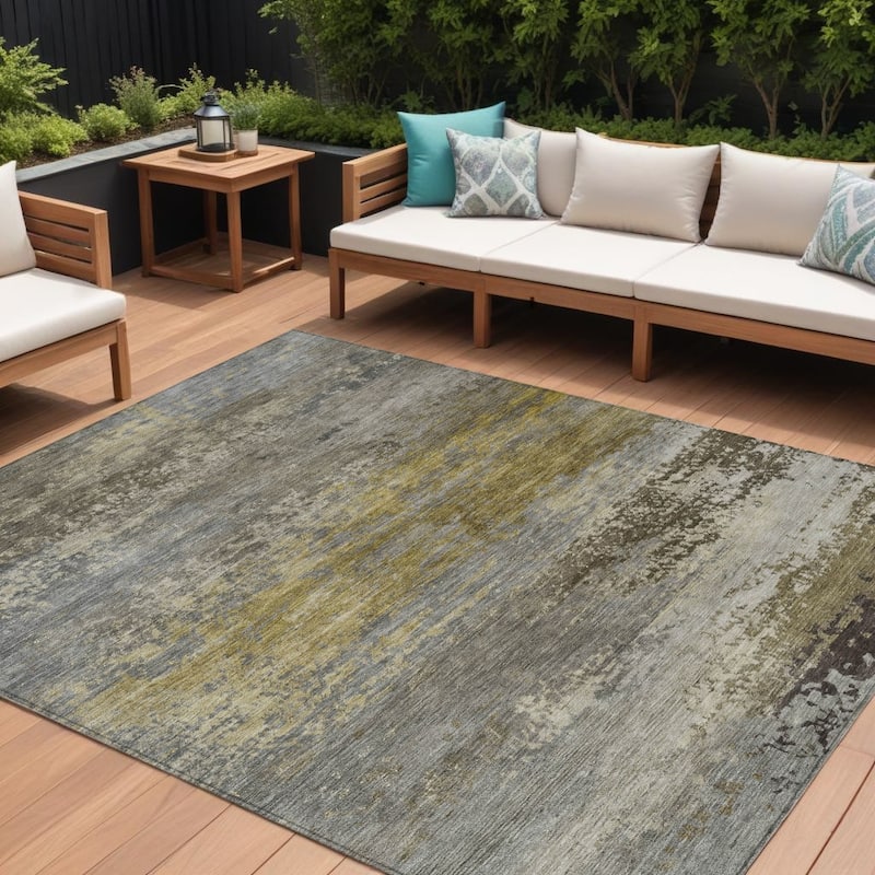 HomeRoots Abstract Transitional Rectangle Outdoor Rug - 9' X 12'