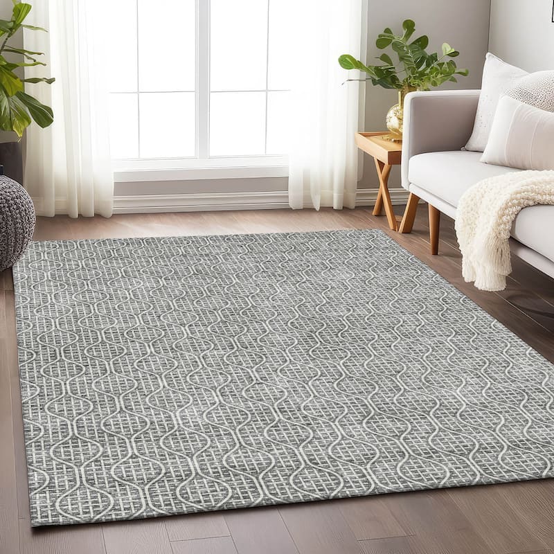 Machine Washable Indoor/ Outdoor Chantille Criss Cross Geo Rug