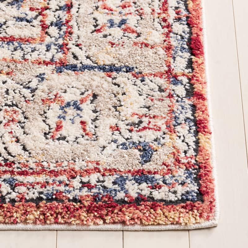SAFAVIEH Luna Marita Traditional Rug