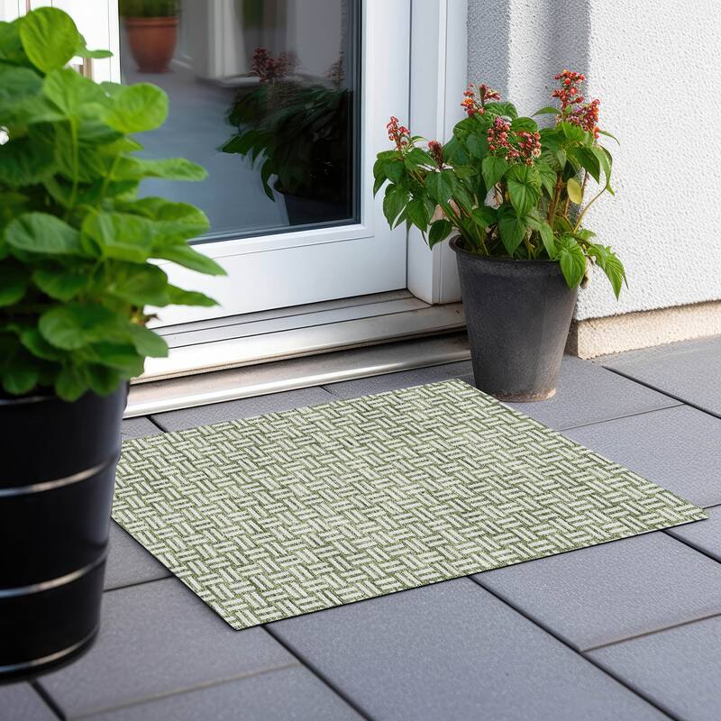 Machine Washable Indoor/ Outdoor Chantille Contempory Crosshatch Rug - Green - 1'8" x 2'6"