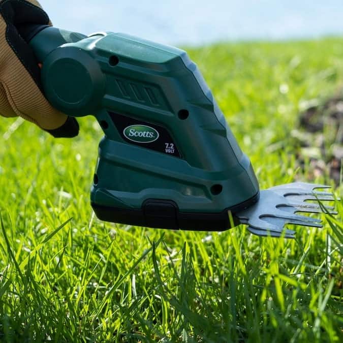 Scotts Lithium Cordless Shrub & Shear Combo w/ Pole