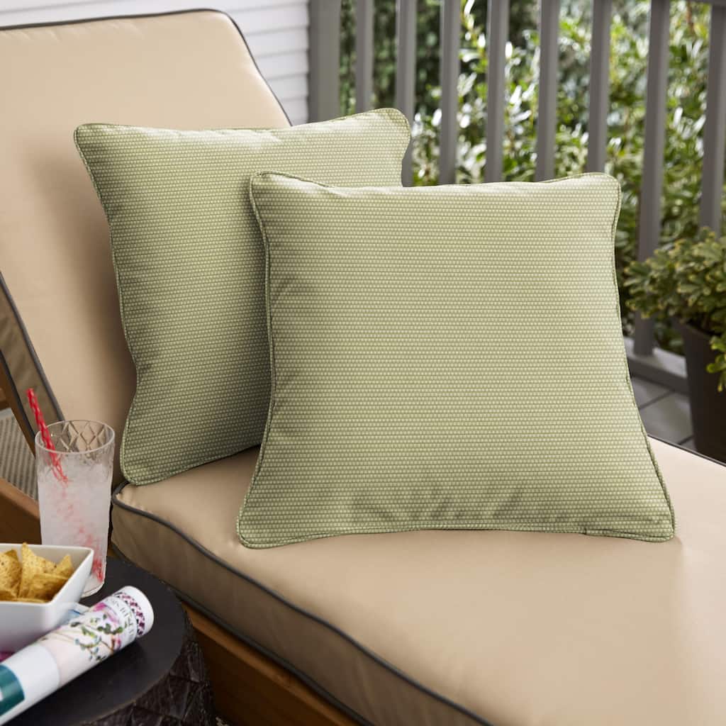 Sorra Home Outdura Sync Basil Indoor/Outdoor Corded Square Pillows (Set of 2)