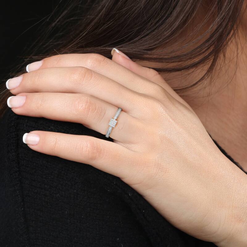 1/10ct TDW Diamond Cluster Engagement Ring in 10K White Gold for Women