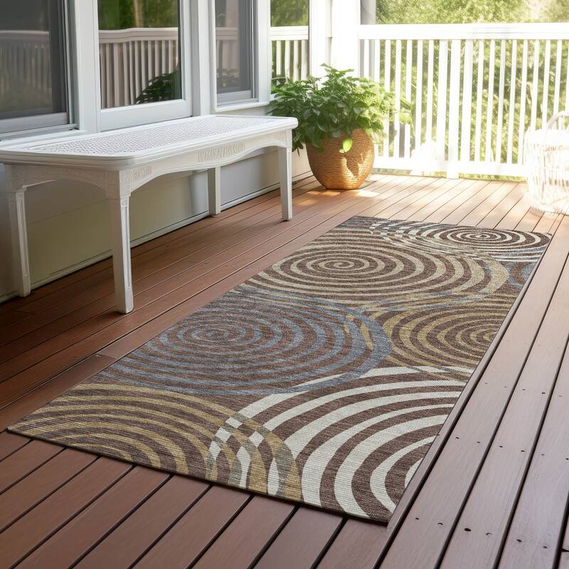 Machine Washable Indoor/ Outdoor Contemporary Swirls Chantille Rug - Chocolate - 2'3" x 7'6"