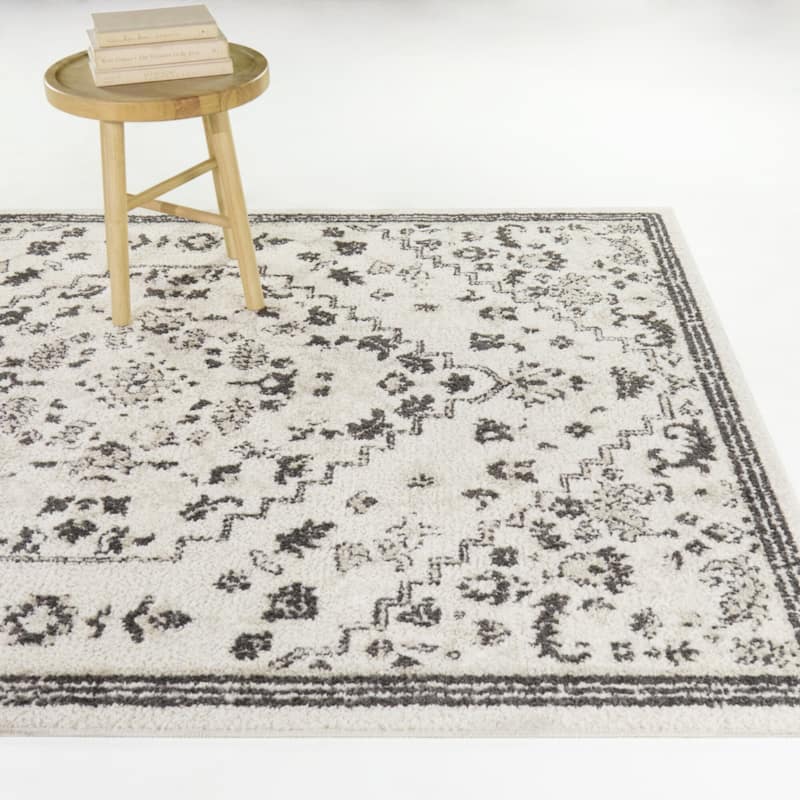 Lykos Oriental Medallion Area Rug - Cream - 7'10" x 10'
