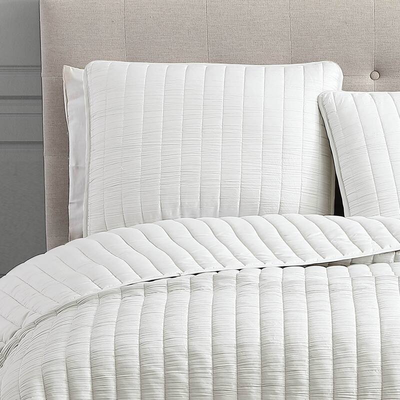 Riverbrook Home Moonstone 3 Piece Quilt Set