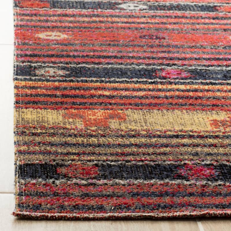 SAFAVIEH Montage Darlinda Indoor/ Outdoor Waterproof Patio Backyard Rug