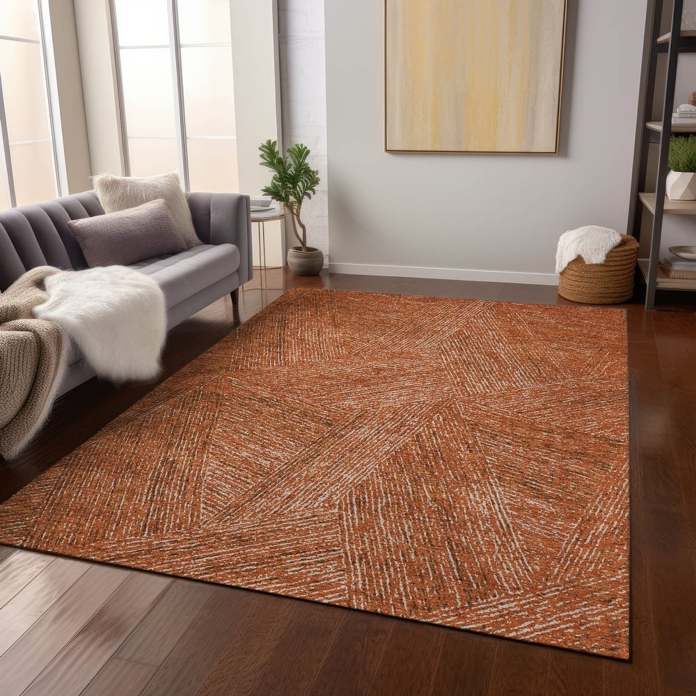 Machine Washable Indoor/ Outdoor Solid Geo Chantille Rug