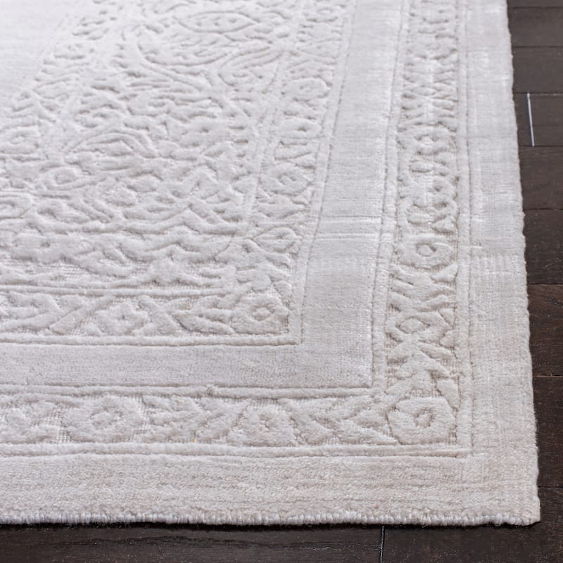 SAFAVIEH Handmade Mirage Narciza Modern Abstract Viscose Rug