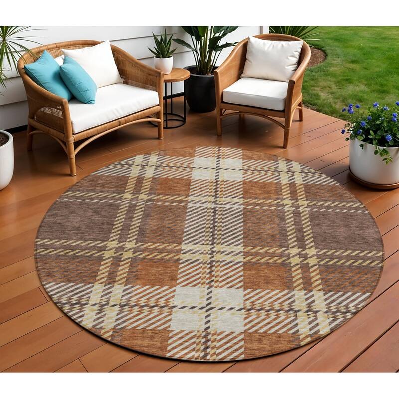 HomeRoots Plaid Transitional Rectangle Outdoor Rug - 8' Round