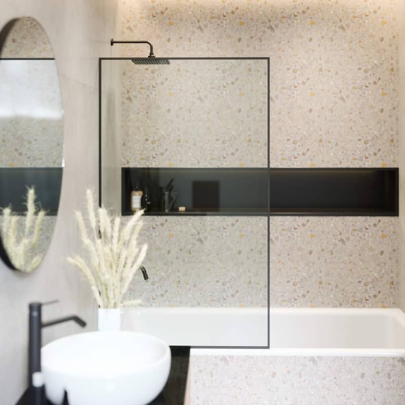Full Frame Fixed Tub Clear Tempered Shower Glass Panel