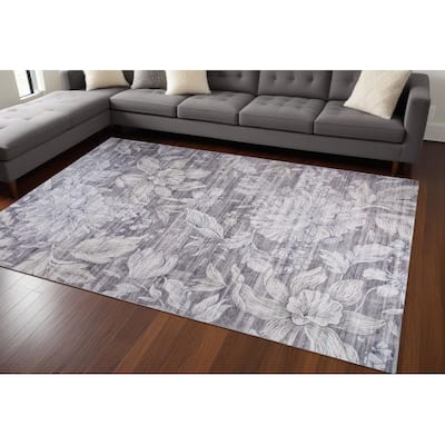 Qosal Distressed Floral Traditional Stain Resistant Durable Area Rug By HomeRoots - 8' X 11'
